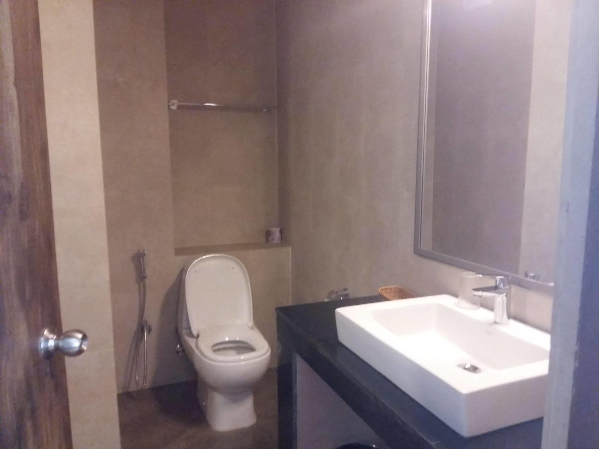 Hotel Thimphu Tower Zewnętrze zdjęcie